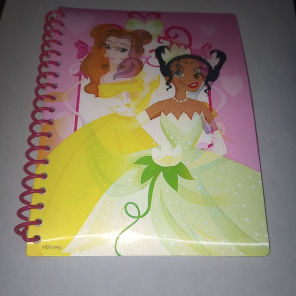 New Disney Princess holographic 50 sheets journal - Picture 2 of 7